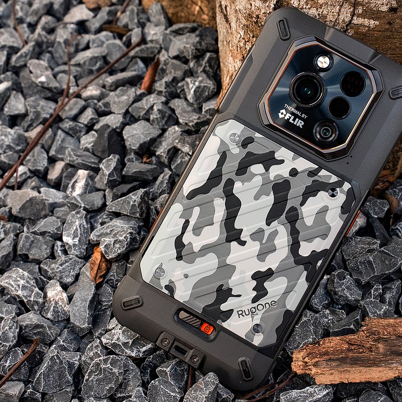 Xever_7_Pro_Lifestyle_1920 (5).jpg