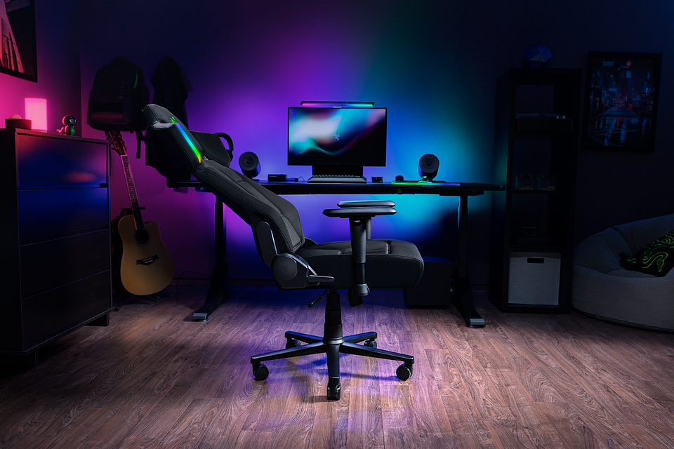 Soma Chroma - Recline 2a.png