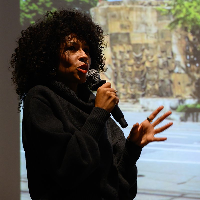 Omenaa Mensah fot. Kuba Celej.jpg