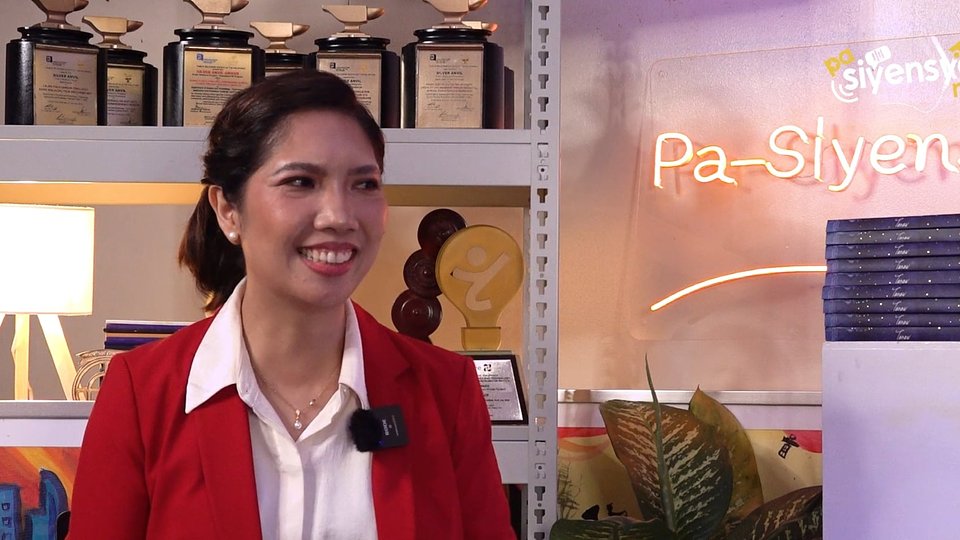 Ms Mabelline Cahulogan graces the third episode of the Pa-Siyensya Na!
Photo courtesy of I-INVENT/DOST-TAPI
