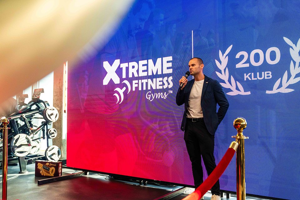 Łukasz Dojka podczas otwarcia Xtreme Fitness Gyms w Częstochowie