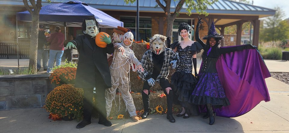 Costumed characters welcomed families during last year’s Haunted Halloween Hop at The Shops at Highland Village. (Photo courtesy of The Shops at Highland Village)