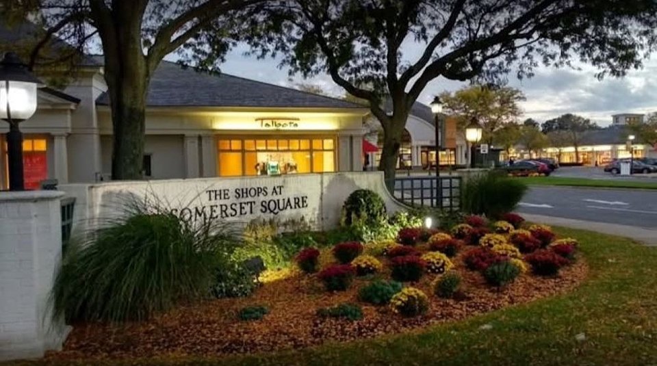The Shops at Somerset Square - Glastonbury CT