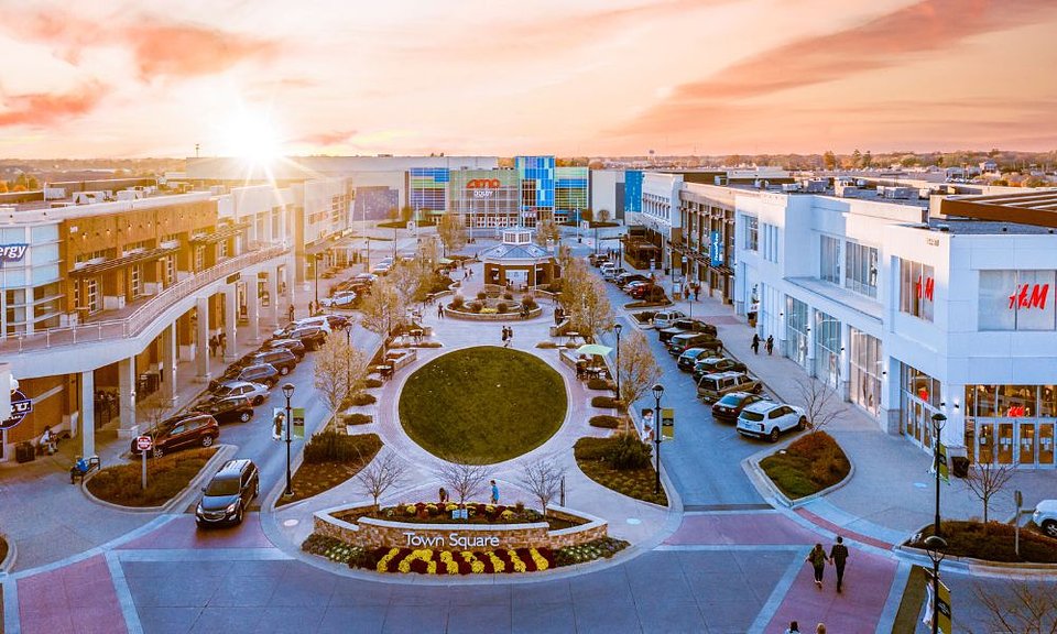 The Shops at Perry Crossing - Plainfield IN, Town Square at Sunset.jpg