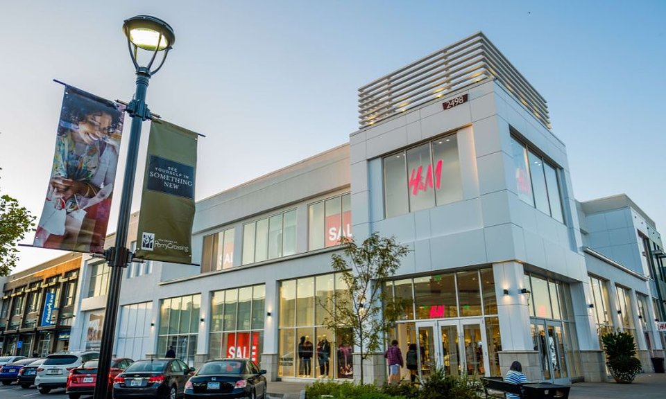 The Shops at Perry Crossing - Plainfield IN, with H&M.jpg