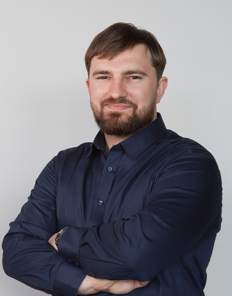 Arkadiusz Musiał - Analityk.png