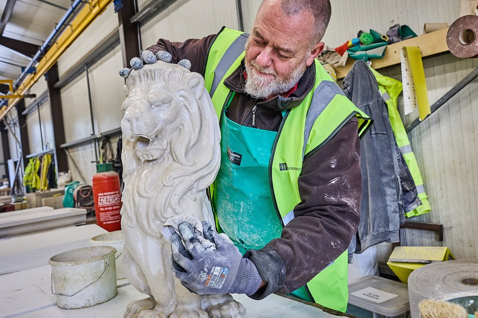 Colin Cheshire finishes one of Haddonstone's designs