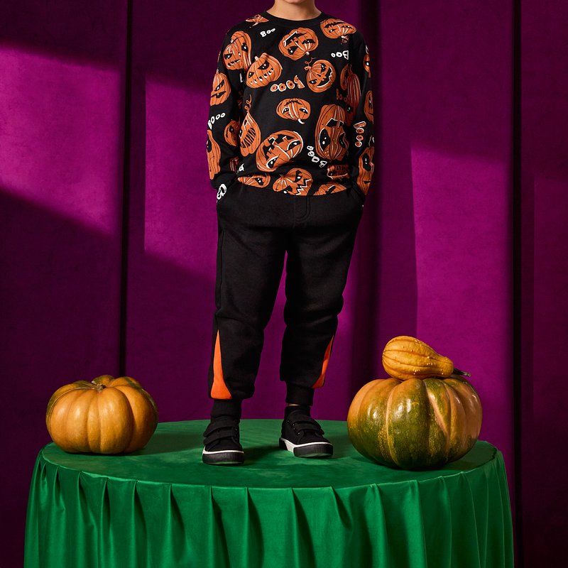 SMYK_AW25_HALLOWEEN_prawa do 09.28_1043.jpg
