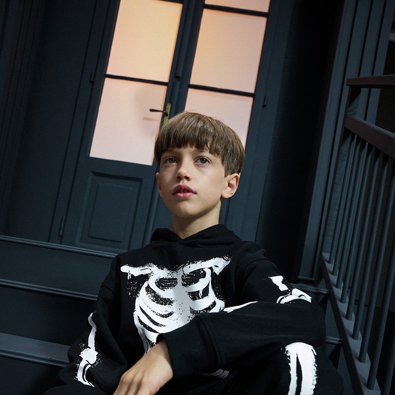SMYK_AW26_HALLOWEEN_prawa do 09.29_0500.jpg