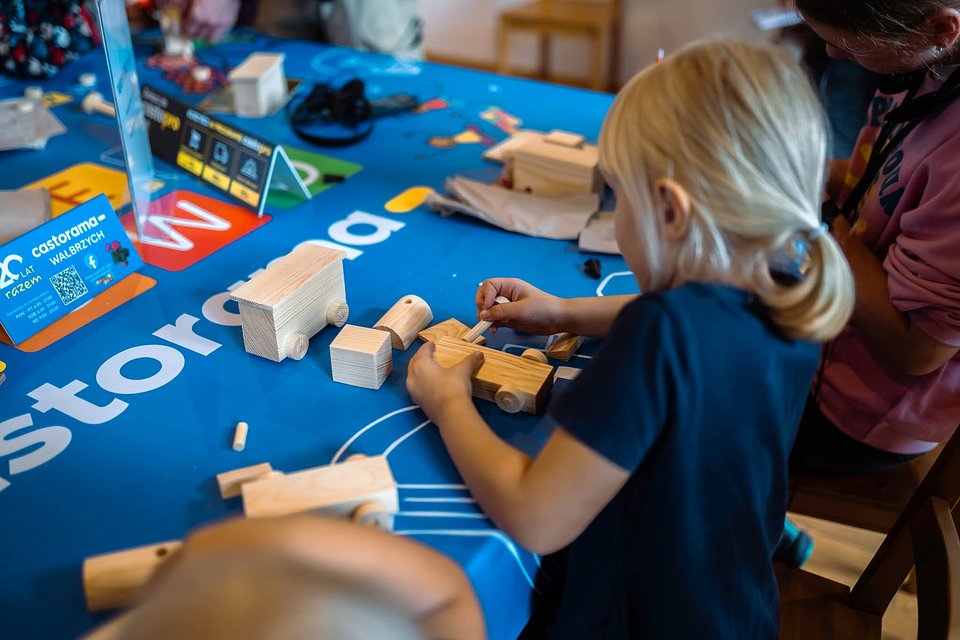 zdjęcia z Majsterkowa.jpg