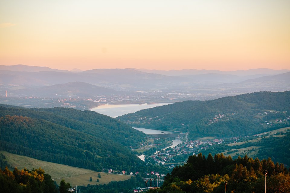 Krajobrazy w ośrodku PKL Góra Żar