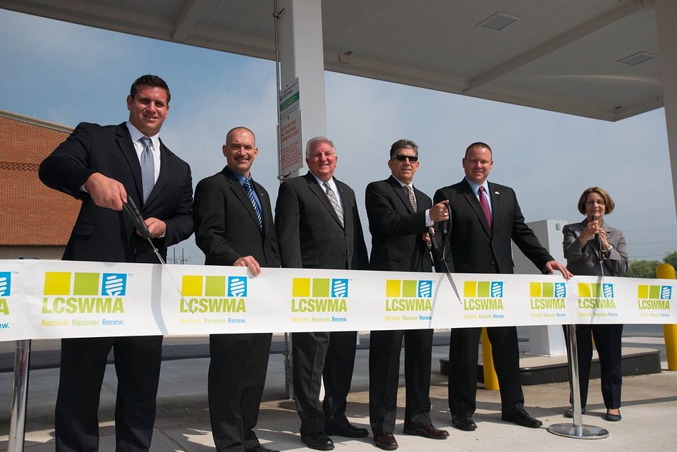 RibbonCuttingCNG-KZP_8272.jpg