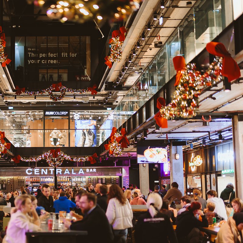 Food Hall Powiśle fot. Mikołaj Żurkowski (1).jpg