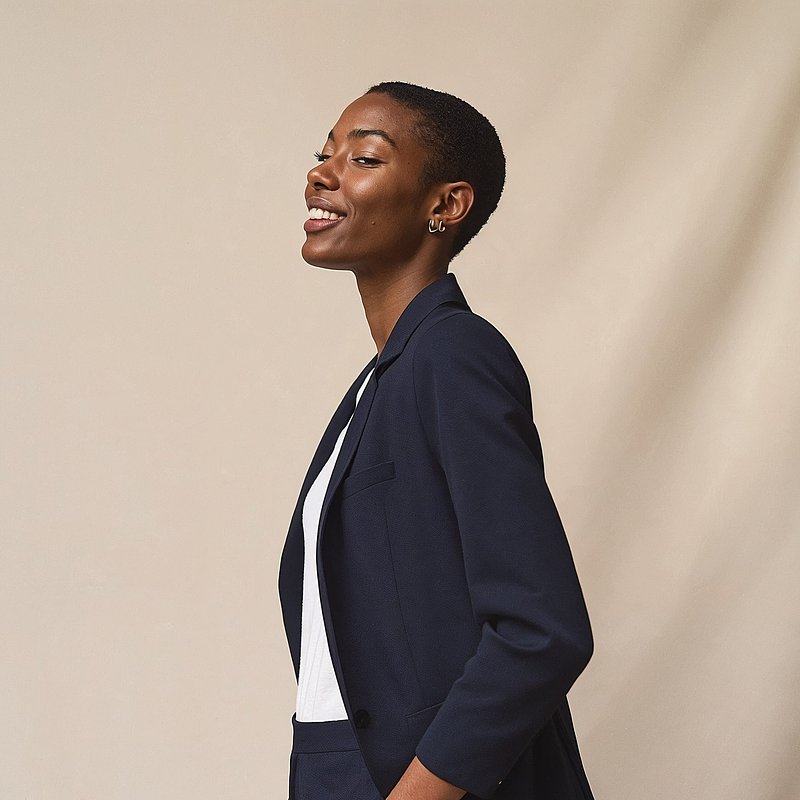 modern-navy-suit-with-t-shirt.jpg