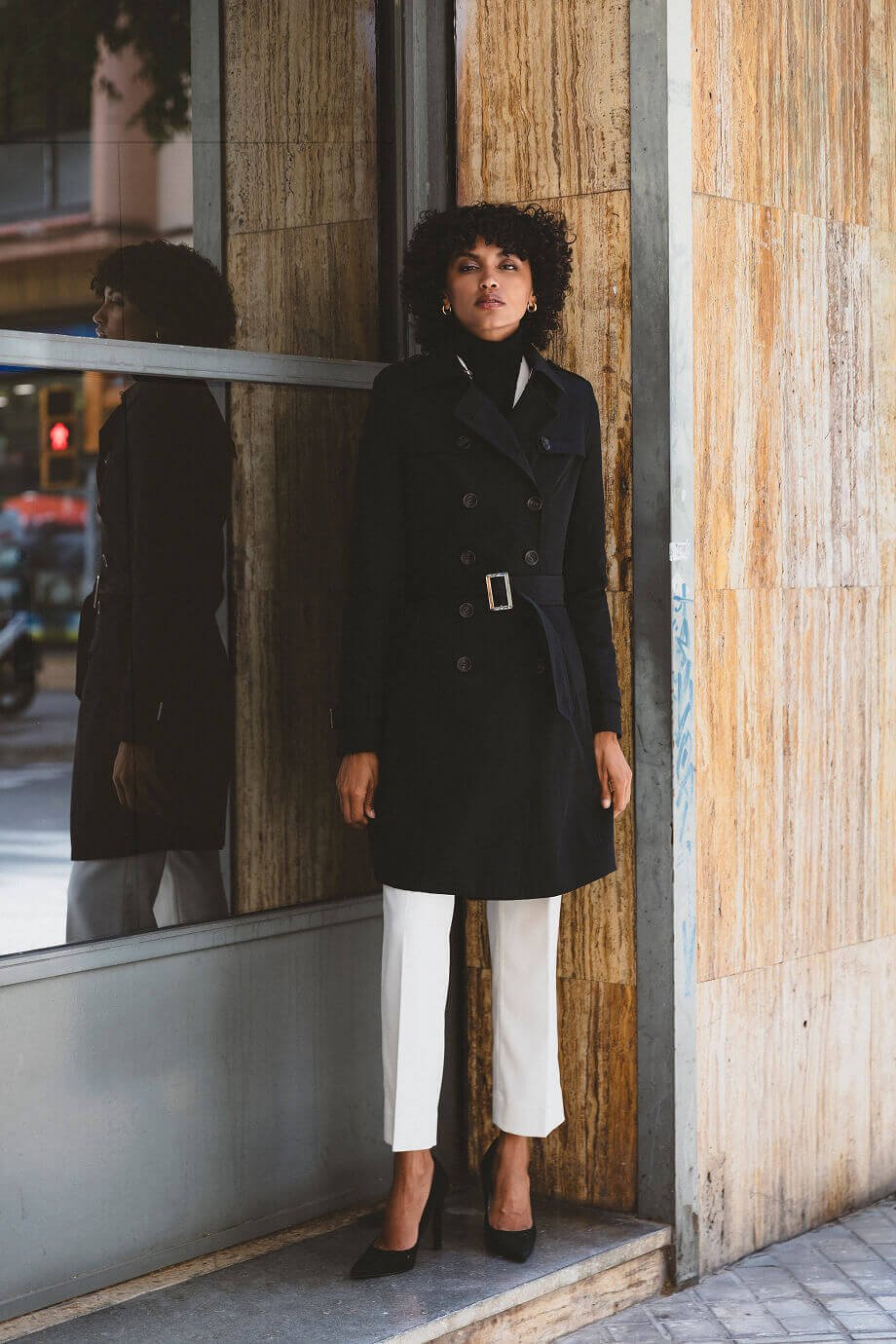 Gabardina larga negra de mujer PVP 229 €