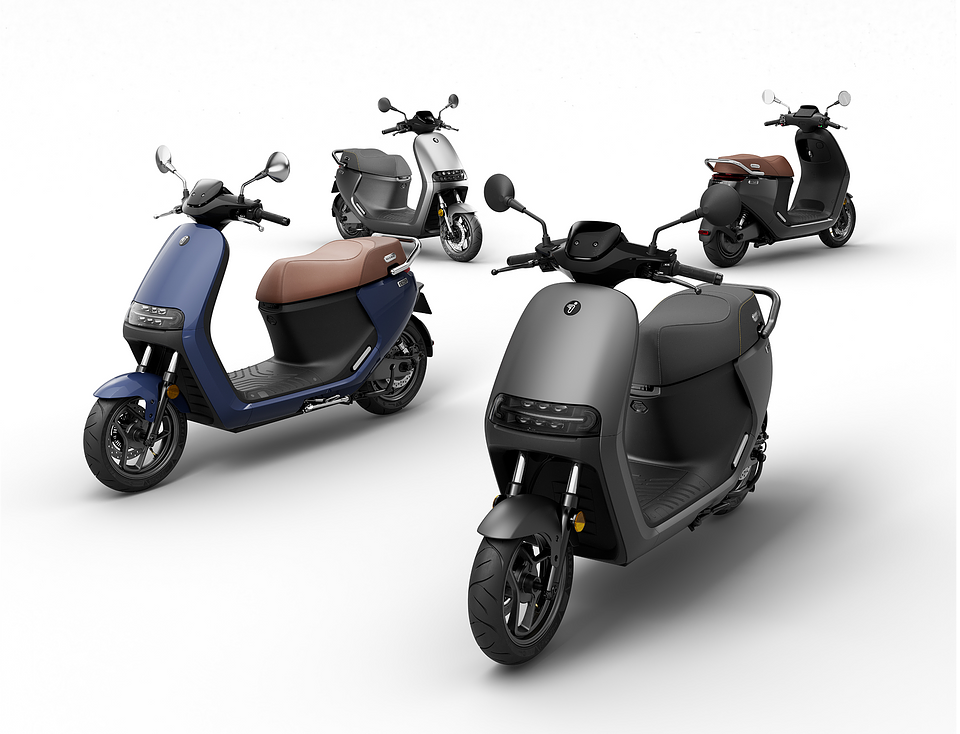 eScooter E150S_Product picture_4 Colours available.png