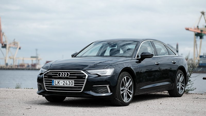 Audi A6.jpg