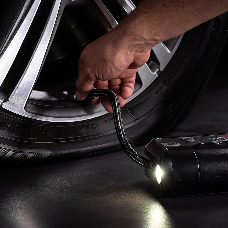 2024.12.4 - AL5 - Mercedes GLC 300 - Studio-010.jpg