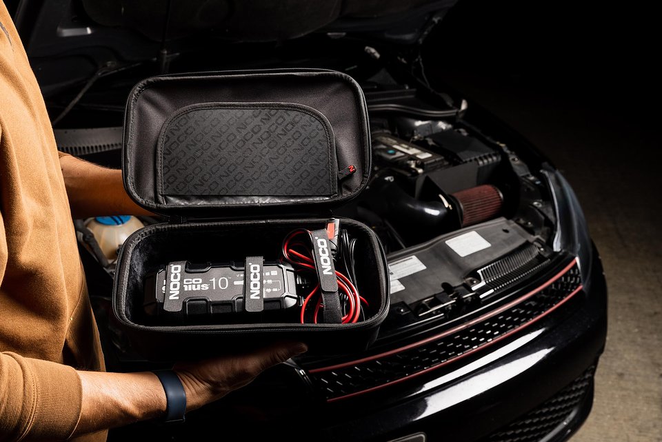 Genius 10: ta ładowarka została jednym ze zwycięzców niedawno przeprowadzonego testu 17 ładowarek akumulatorowych niemieckiego tygodnika AUTO BILD.