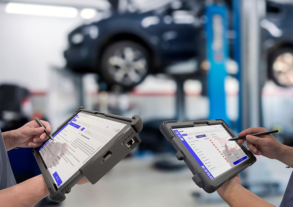 D_DS580 + DS380_new tablets_2025_garage.jpg