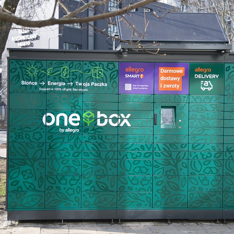 one box off grid 2.jpg