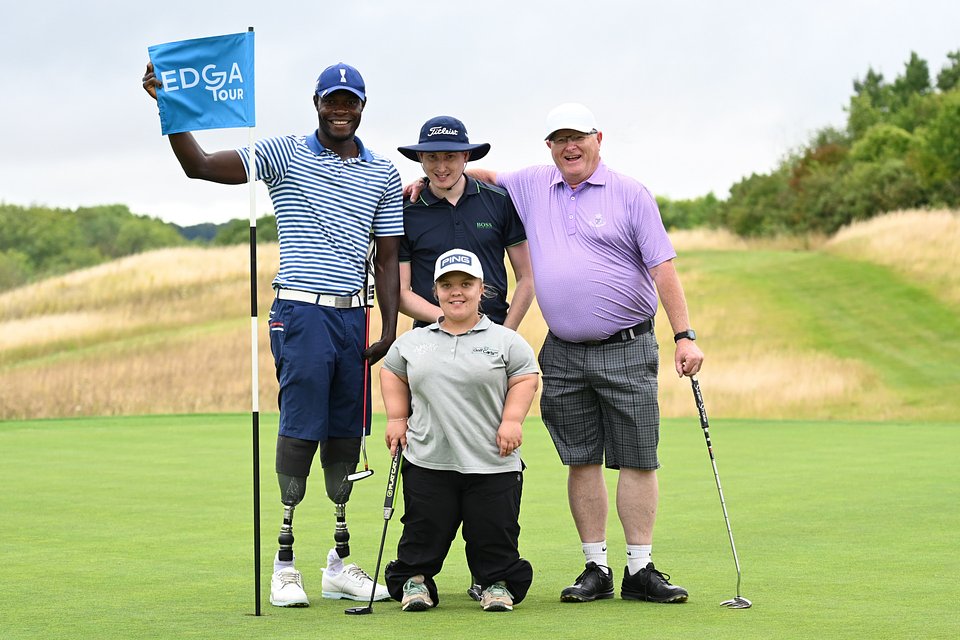EDGA Tour group of players.jpg