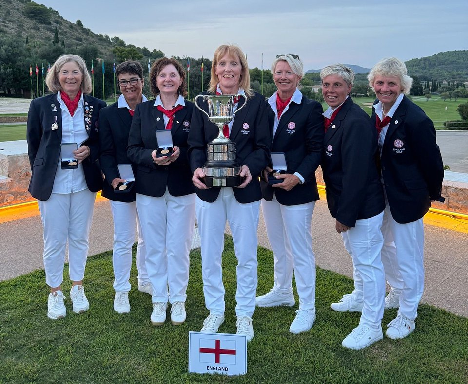 seniorwomenwinners11.jpg