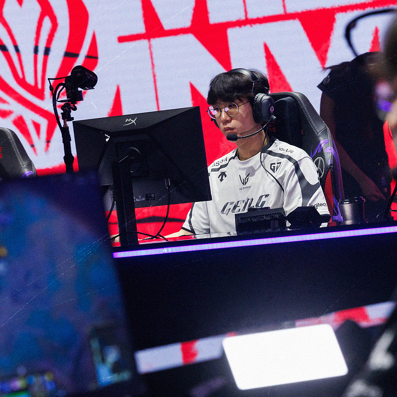 msi_case_image_03.png