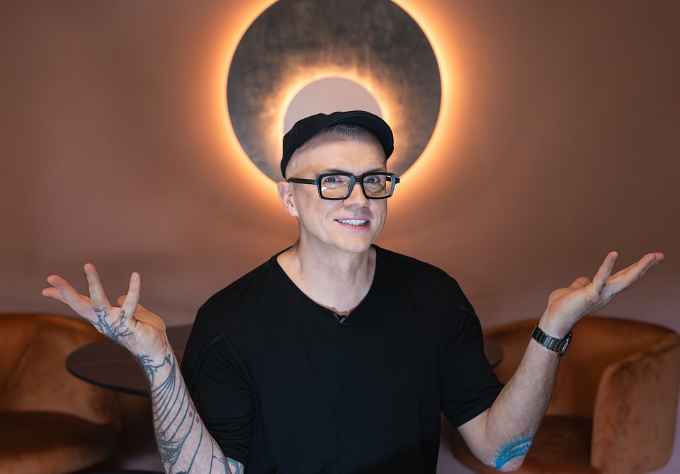 tomasz pągowski.jpg