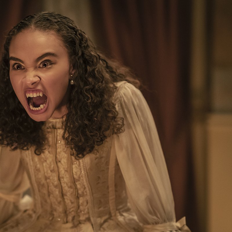 © 2022 Vampire Chronicles Productions LLC_1.jpg