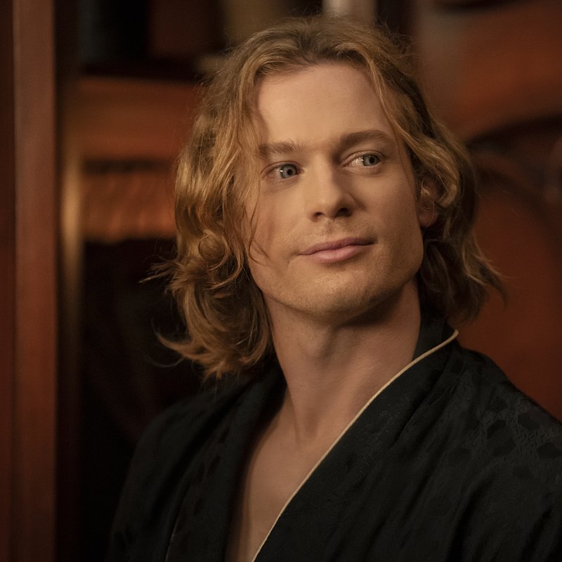 © 2022 Vampire Chronicles Productions LLC_4.jpg