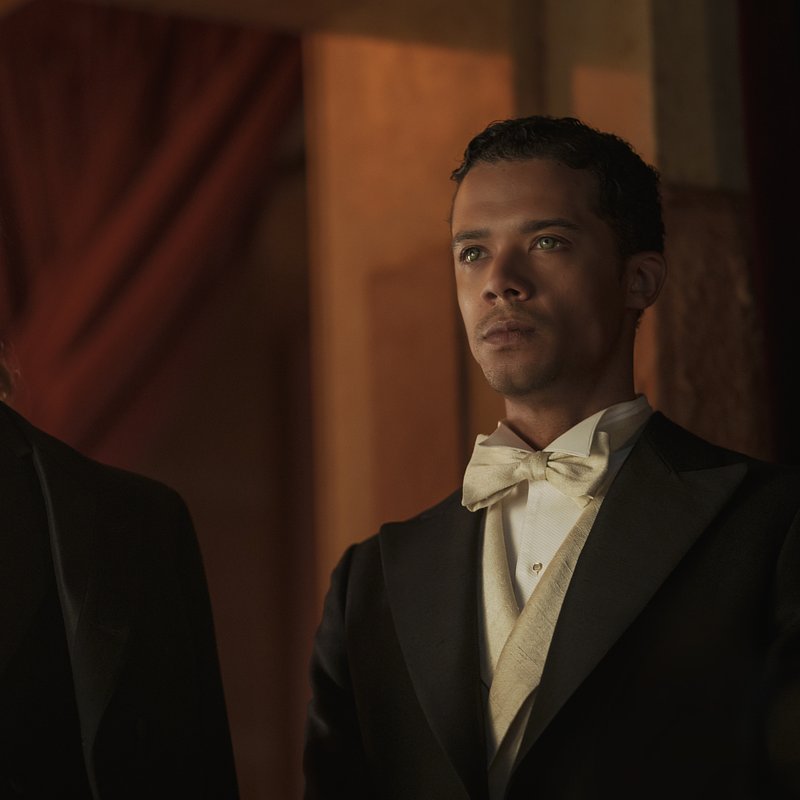 © 2022 Vampire Chronicles Productions LLC_9.jpg