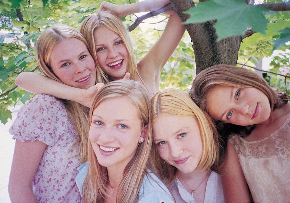 © 1999 Virgin suicides LLC