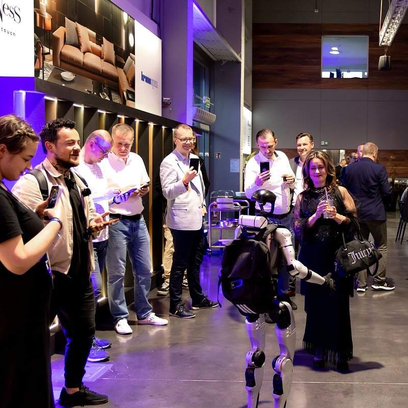 Glowne-robot.jpg