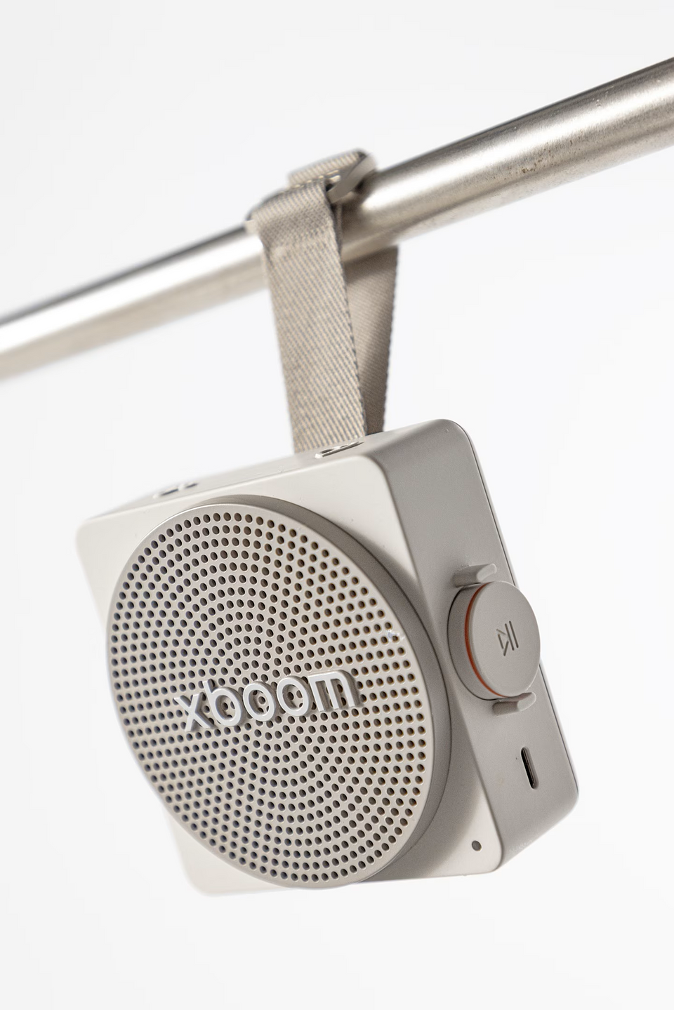 xboom Mini Beige will.i.am.png