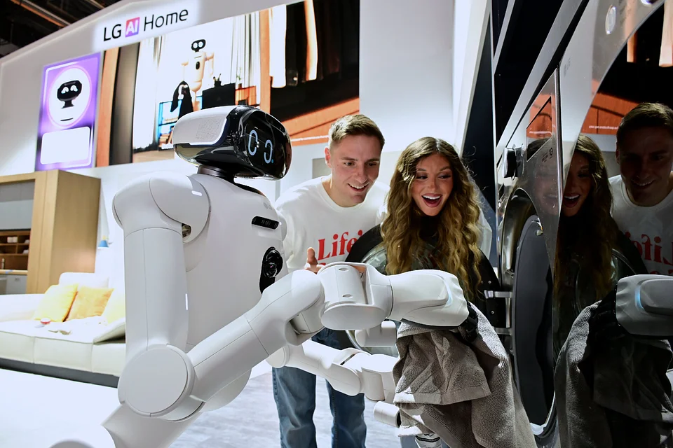 lg-at-ces-image-5.webp