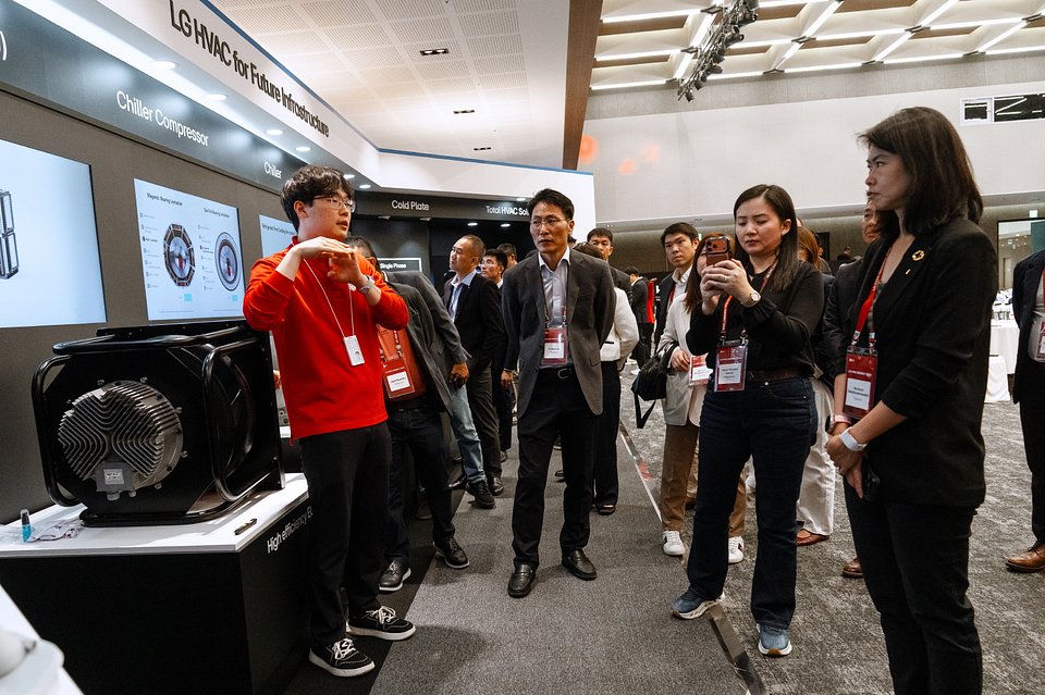 LG HVAC Connect Image 3.JPG