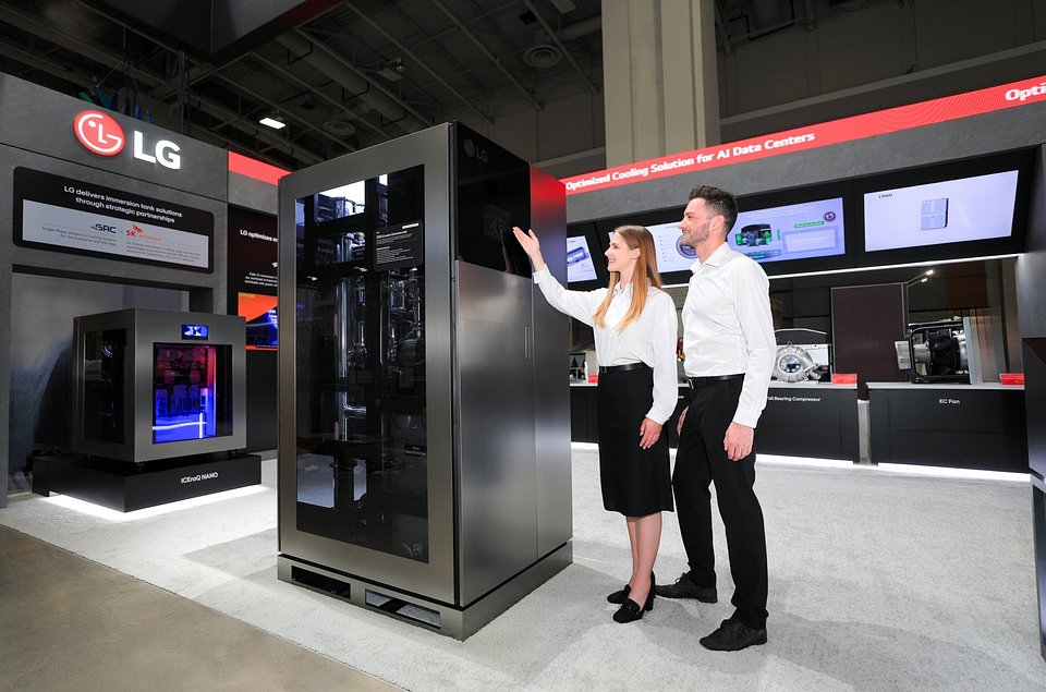 [Image 2] DCW 2026 Expo.jpg