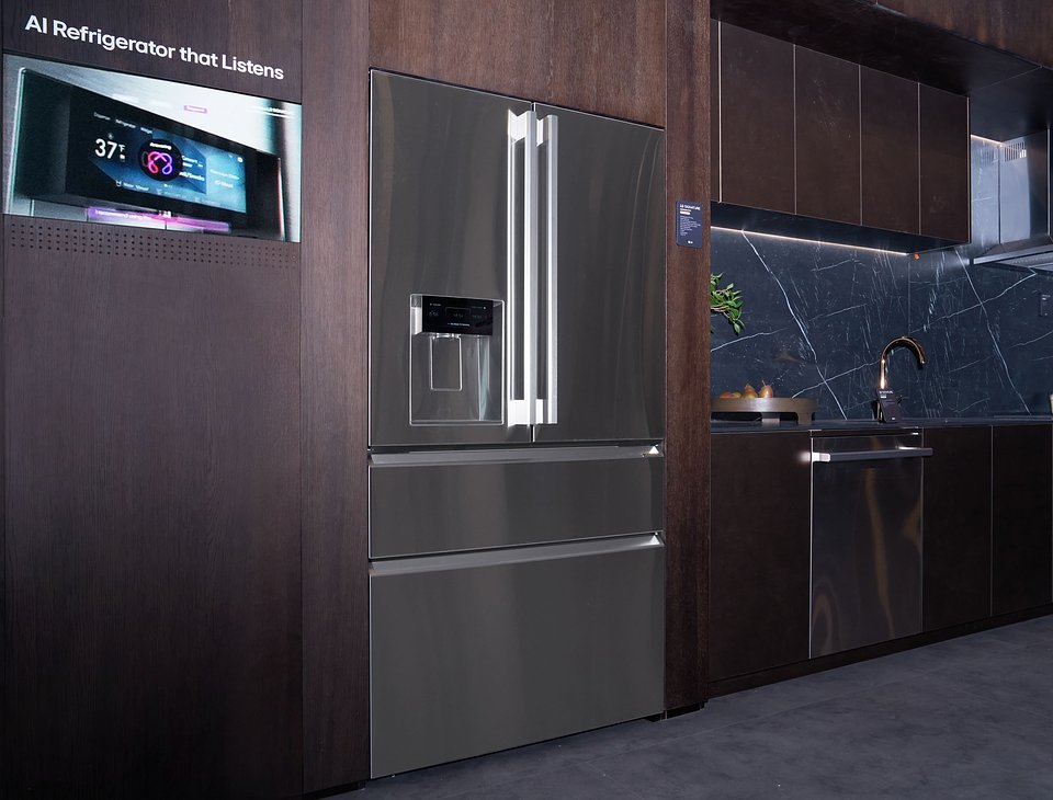 1. LG SIGNATURE Refrigerator.jpg