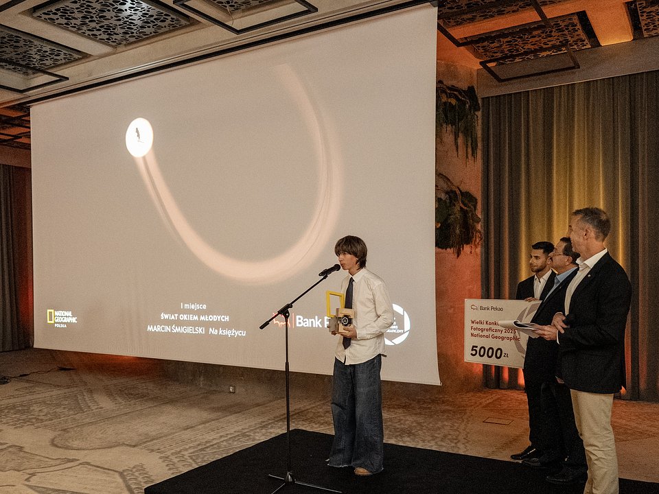 Kategoria: Świat Okiem Młodych - I miejsce - Marcin Śmigielski, Na księżycu, 21. Wielki Konkurs Fotograficzny National Geographic Polska