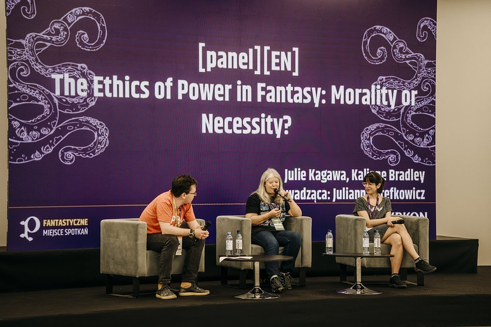 Pyrkon, The ethics of power in fantasy, photo Dagmara Płatonowicz.jpg