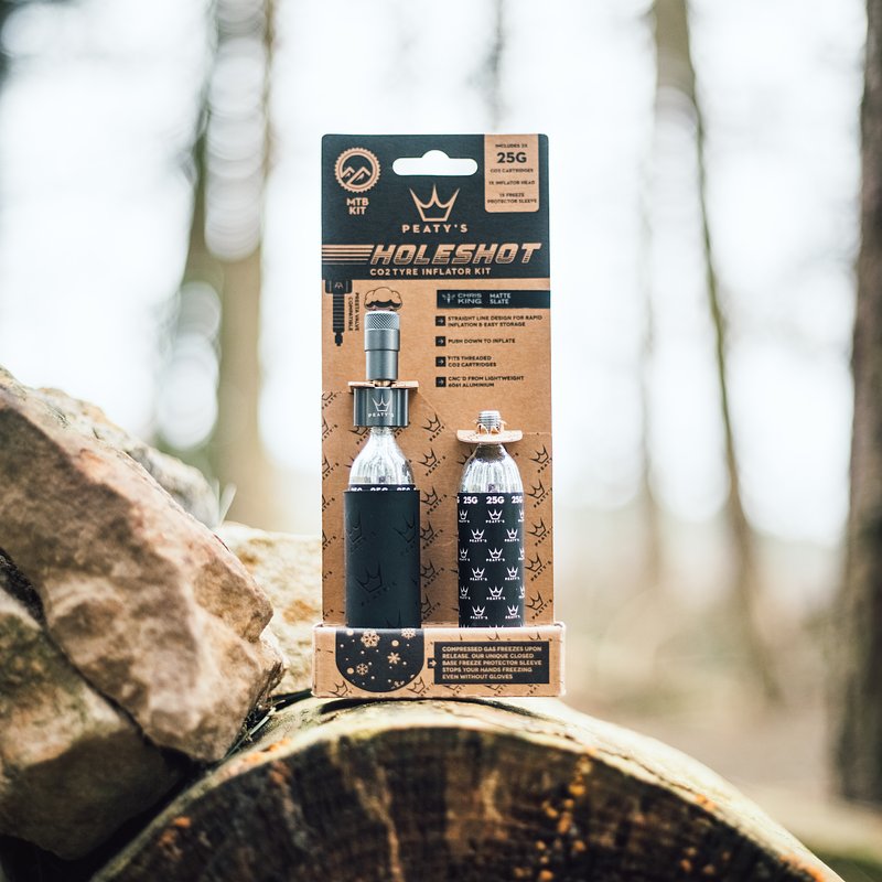Peaty_s Holeshot CO2 Tyre Inflator Kit - In Packaging.JPG