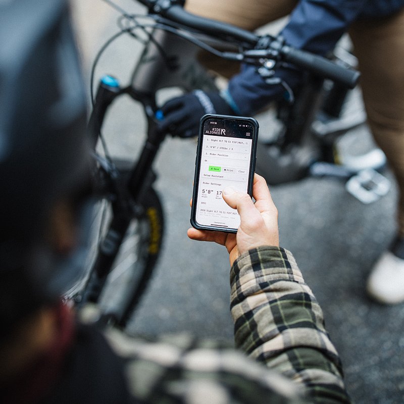 MY26 Sight VLT TQ Lifestyle photo 8140.jpg