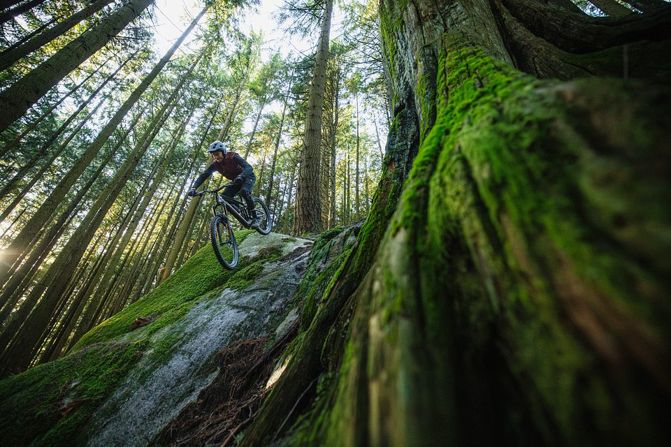 MY26 Sight VLT TQ Lifestyle photo 9578.jpg