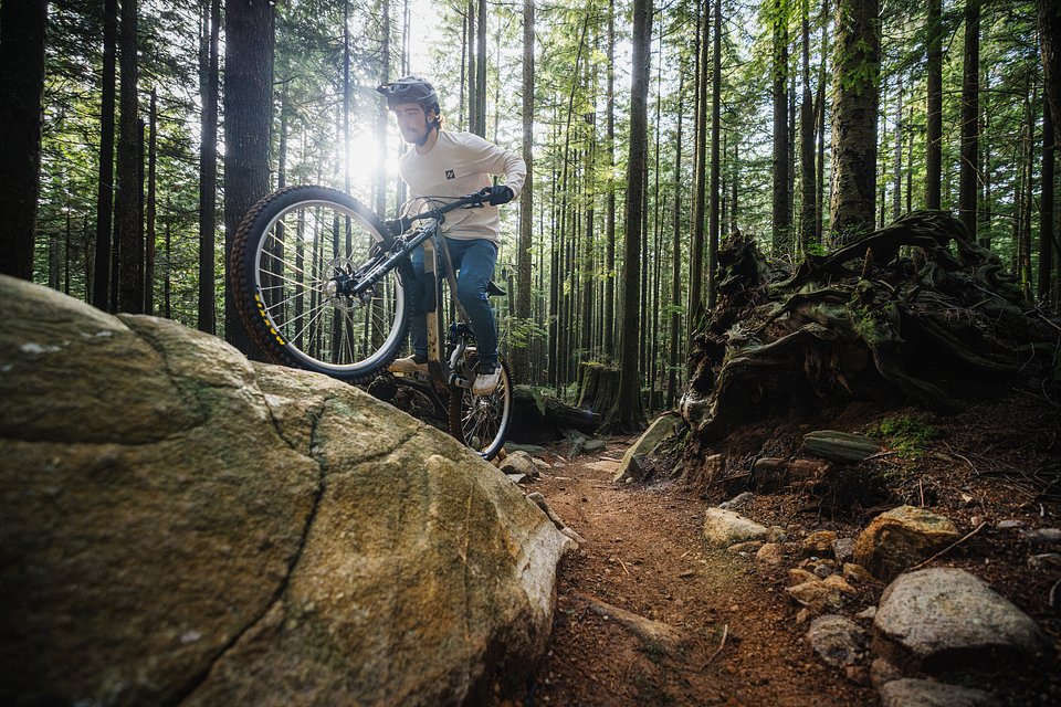 MY26 Sight VLT TQ Lifestyle photo 9269.jpg