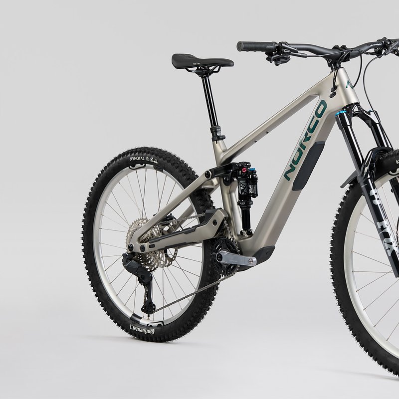 MY26 Sight VLT TQ C2 Metallic Grey Quarter View.jpg