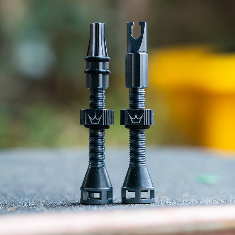 Black- Holeshot Fast Flow Valve.jpg