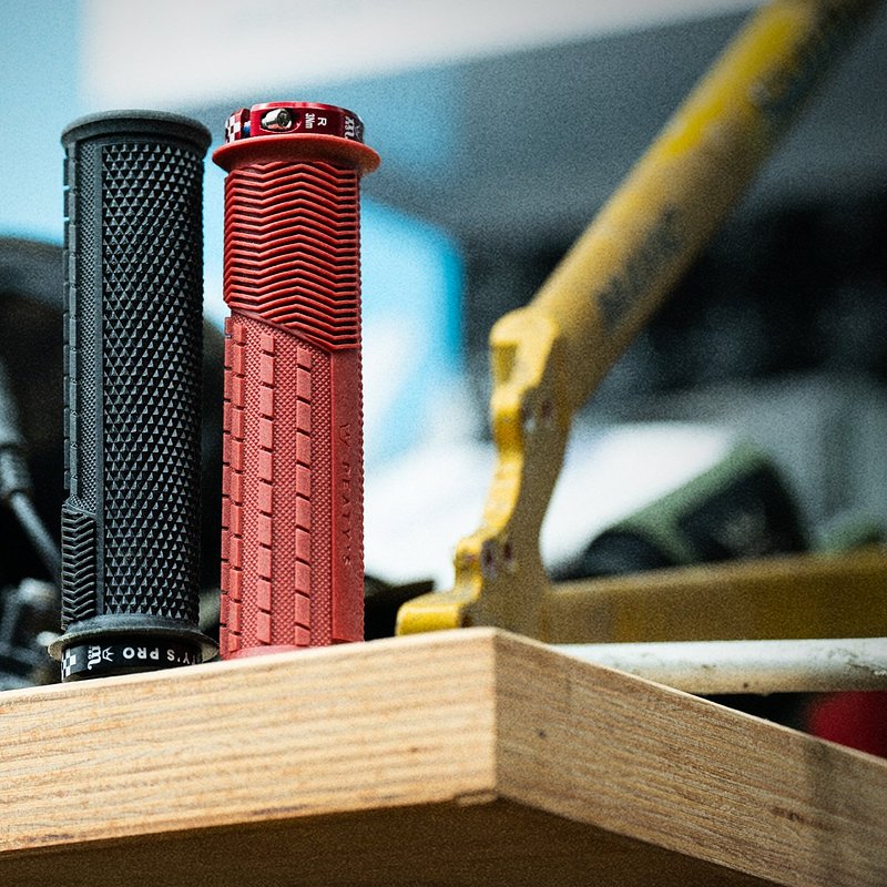 Monarch Pro Grip- Brick and Black.jpg