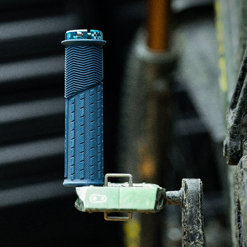 Monarch Pro Grip- Storm Blue.jpg