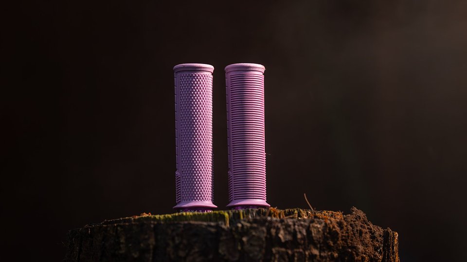 Monarch Pro Knurl Vs Mushroom.jpg